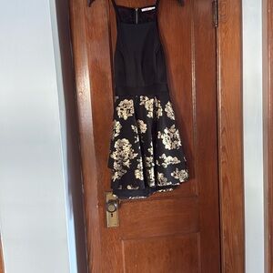 Francesca's Collections Black and Gold Floral Mini Dress
